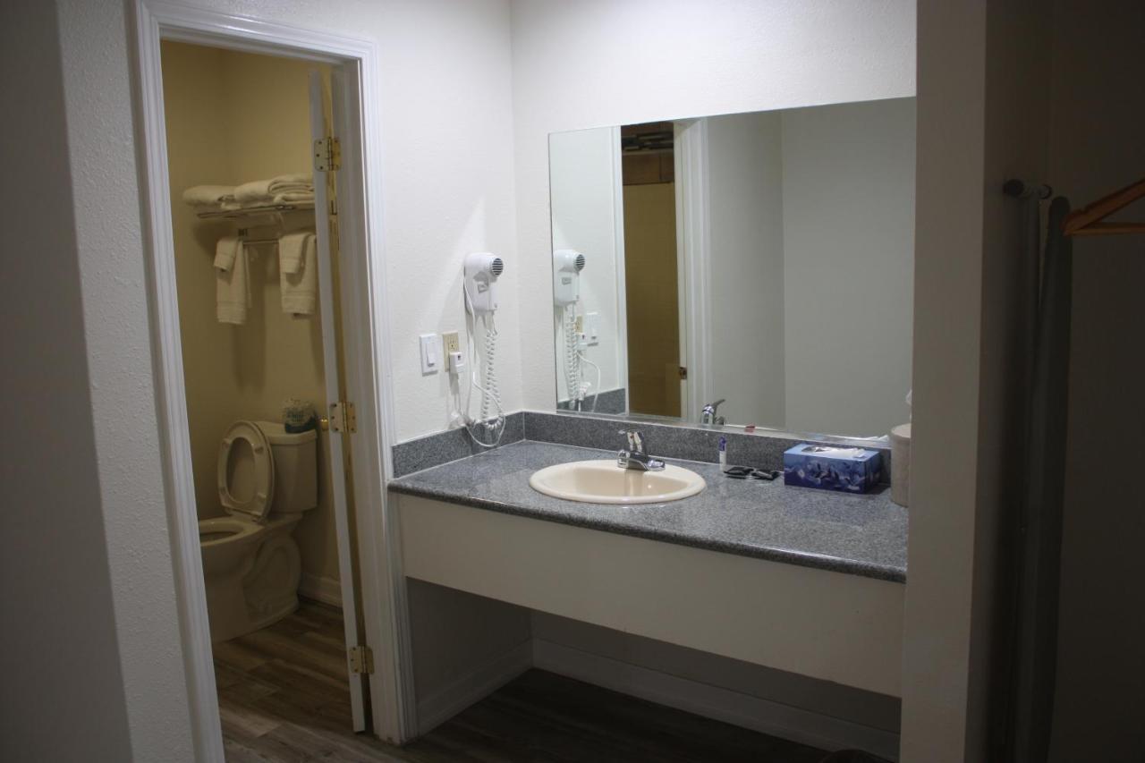 Value Inn & Suites Redding Ngoại thất bức ảnh
