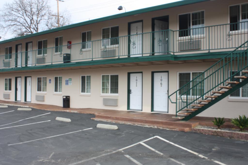 Value Inn & Suites Redding Ngoại thất bức ảnh