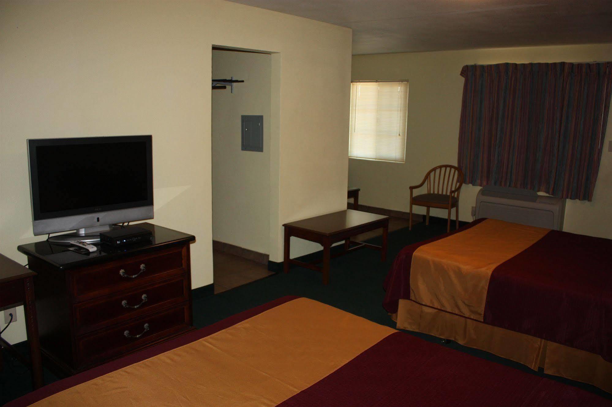 Value Inn & Suites Redding Ngoại thất bức ảnh