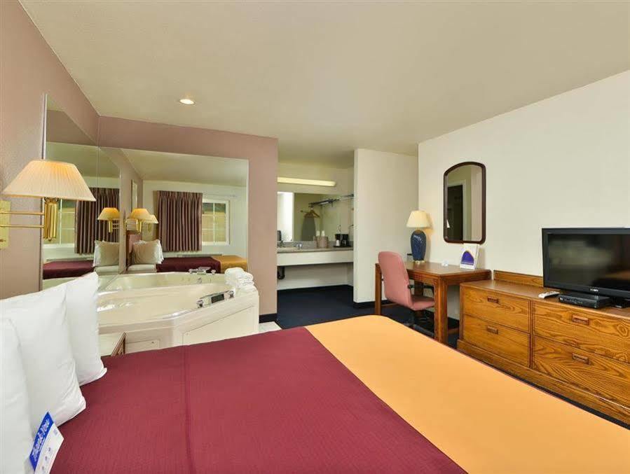 Value Inn & Suites Redding Ngoại thất bức ảnh