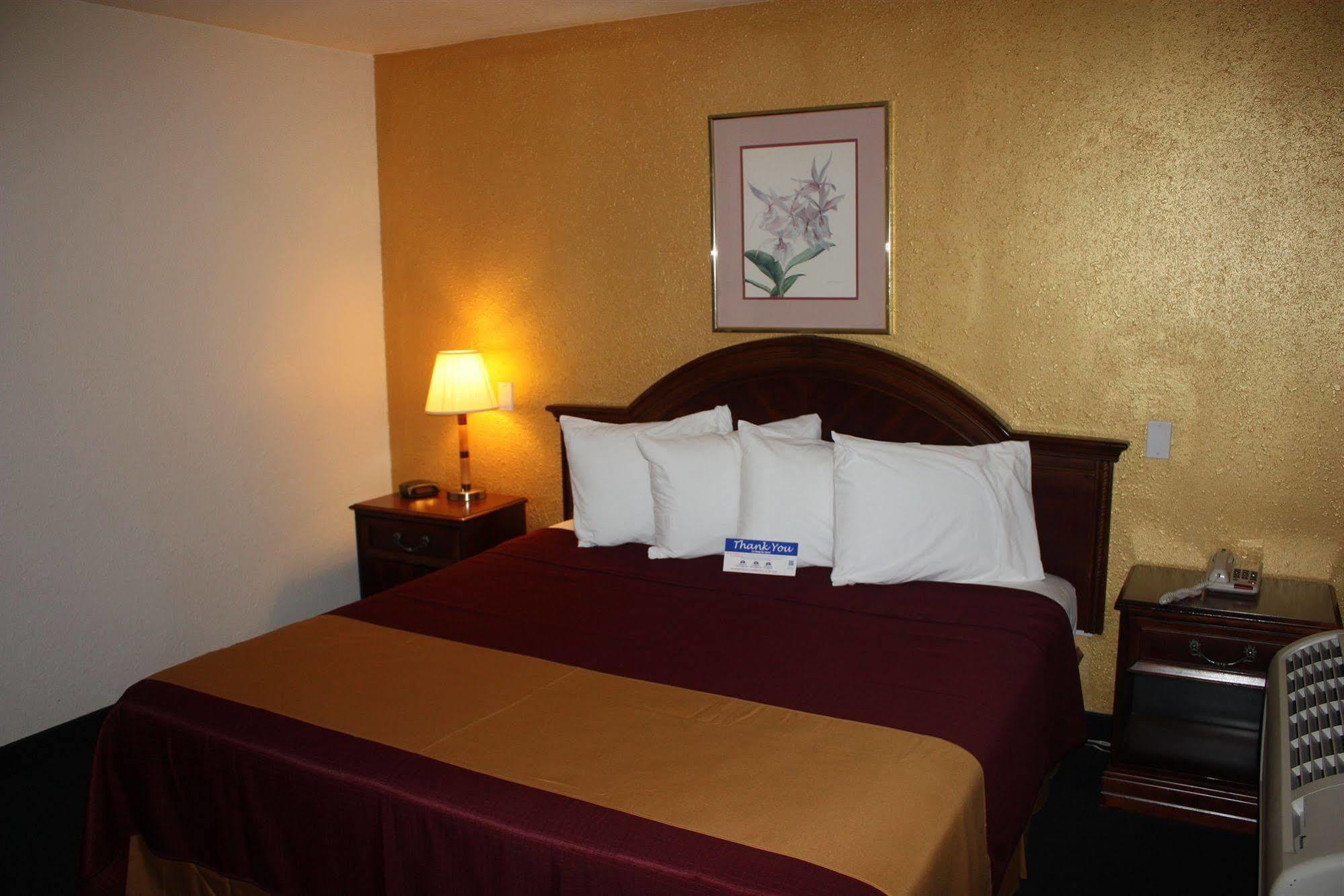 Value Inn & Suites Redding Ngoại thất bức ảnh